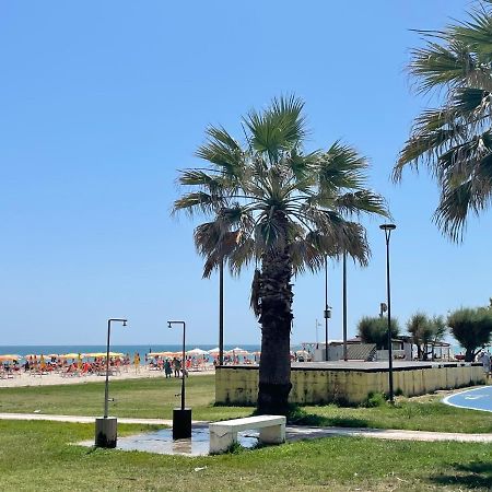 Punto Di Osservazione Lido di Fermo Buitenkant foto