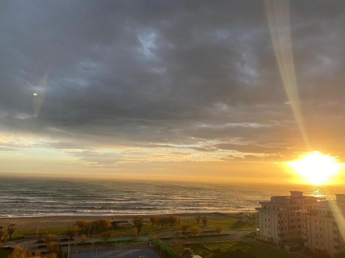 Punto Di Osservazione Lido di Fermo Buitenkant foto